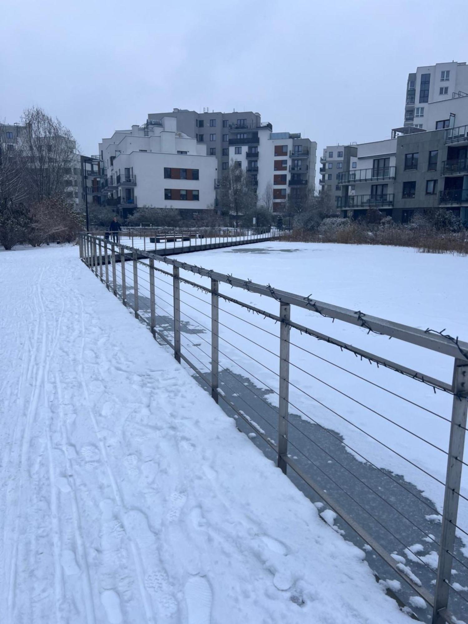 Lake Park Apartament With Free Parking Airport Netflix Διαμέρισμα Βαρσοβία Εξωτερικό φωτογραφία