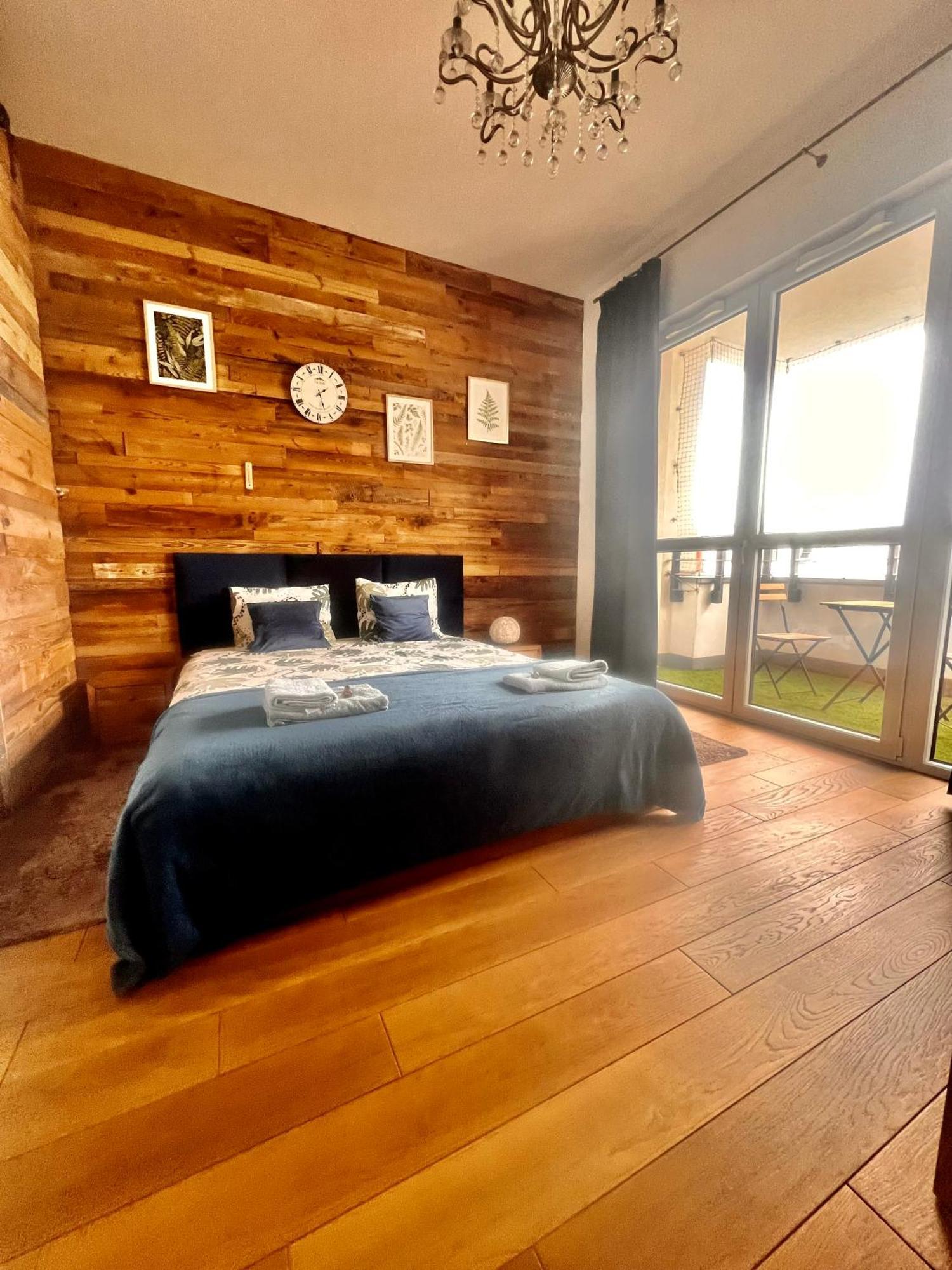 Lake Park Apartament With Free Parking Airport Netflix Διαμέρισμα Βαρσοβία Εξωτερικό φωτογραφία