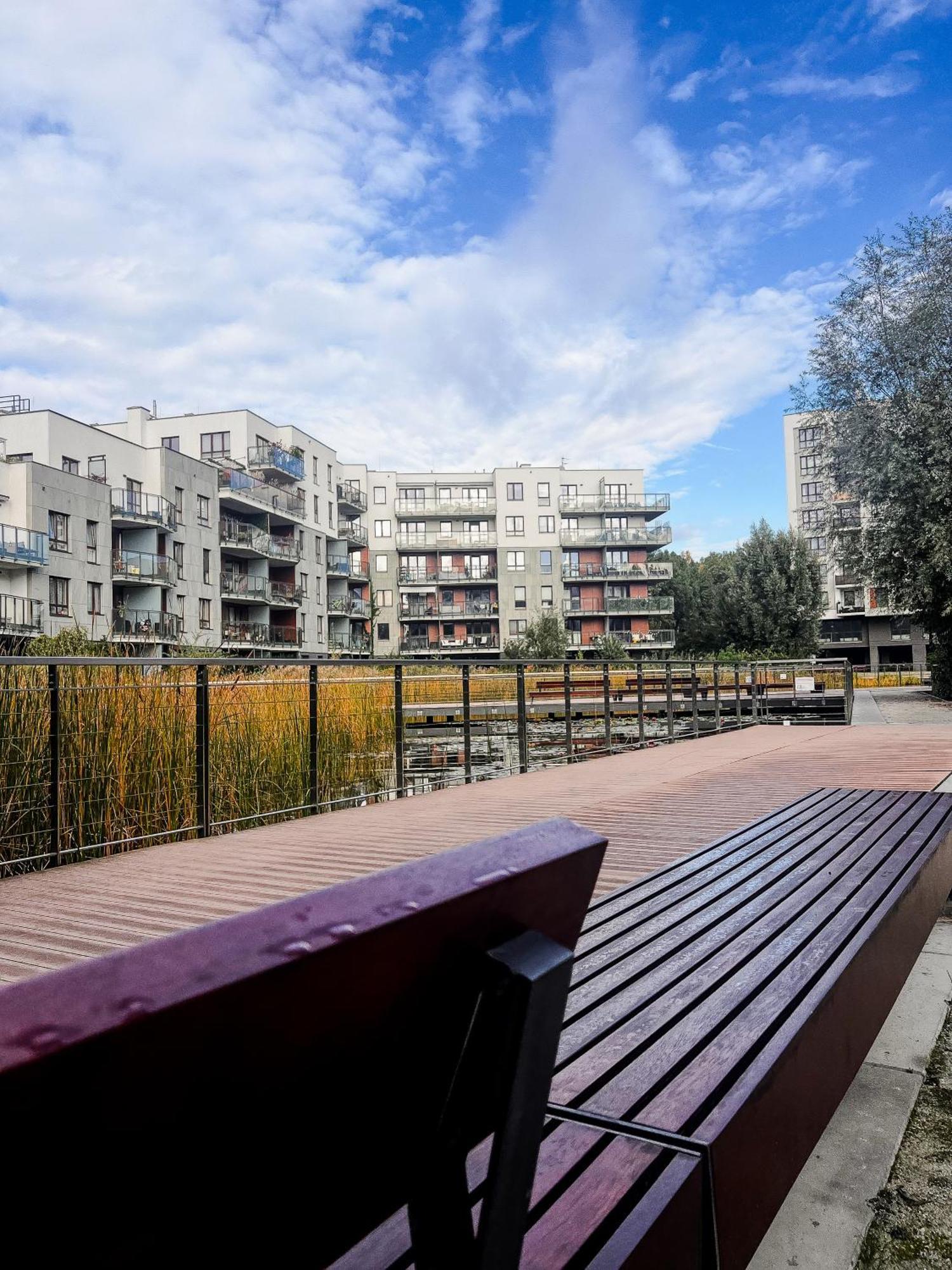 Lake Park Apartament With Free Parking Airport Netflix Διαμέρισμα Βαρσοβία Εξωτερικό φωτογραφία